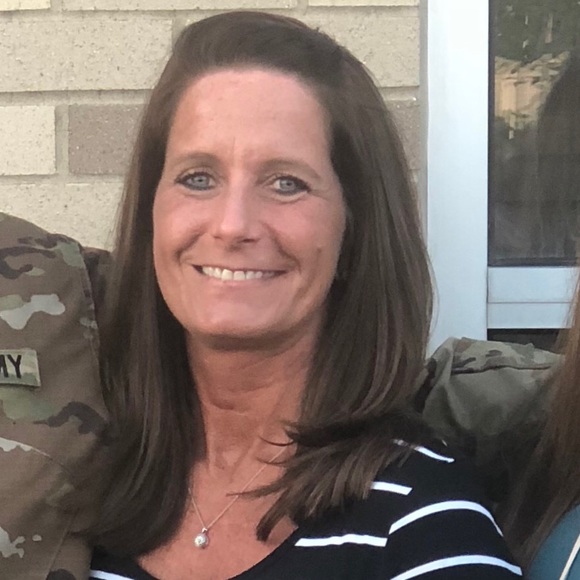 Meet your Posher, Kristin - Picture 1 of 1